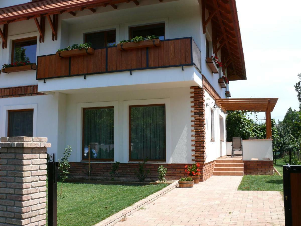 Sára Apartman Hévíz Kültér fotó